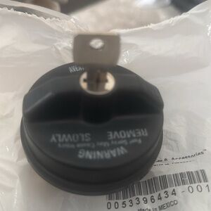 Mopar 5203 0387AB Fuel Tank Locking Cap With Key
Jeep Wrangler 2003-2018 JK